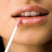 labios ressecados gloss 105x105 - Truques para lábios!