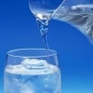 agua 105x105 - Como melhorar a saúde bebendo água?