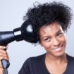 cabelos crespos pedem cuidados especiais na hora de moldar os cachos 1360346050075 956x600 105x105 - Aprenda como deixar seus cachos naturais perfeitos