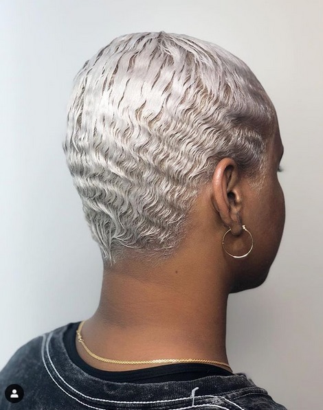 cabelo platinado 1 - Cabelo Platinado Curto 2019/2020: Tendências de Cortes, Cores, Fotos