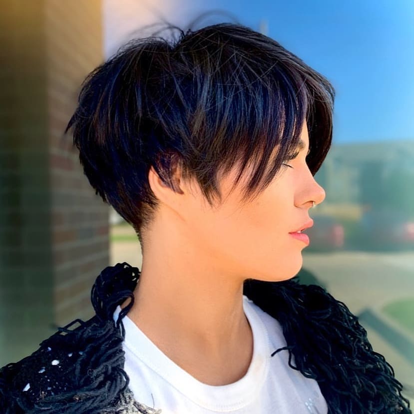 Foto: Cabelo short bob com franja é uma atualização do clássico chanel -  Purepeople