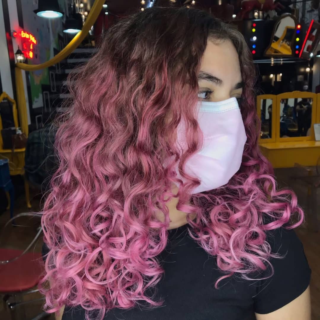 247594401 1216241072205264 7994272975634019125 n - Ombré hair rosa: 60 inspirações, trends