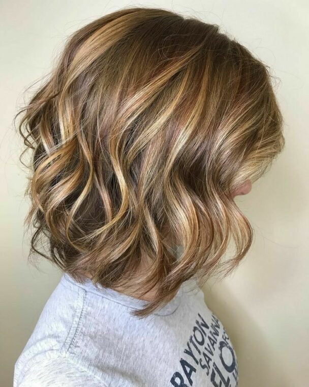 Cabelo loiro mel curto: as melhores dicas + 30 fotos incríveis