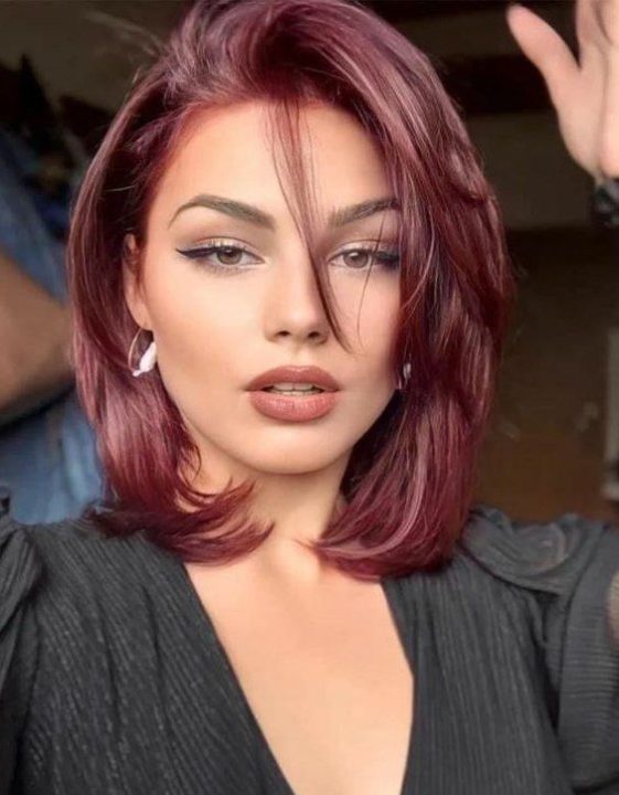 Cabelo Vinho Quente: Dicas e Técnicas para a Cor Perfeit